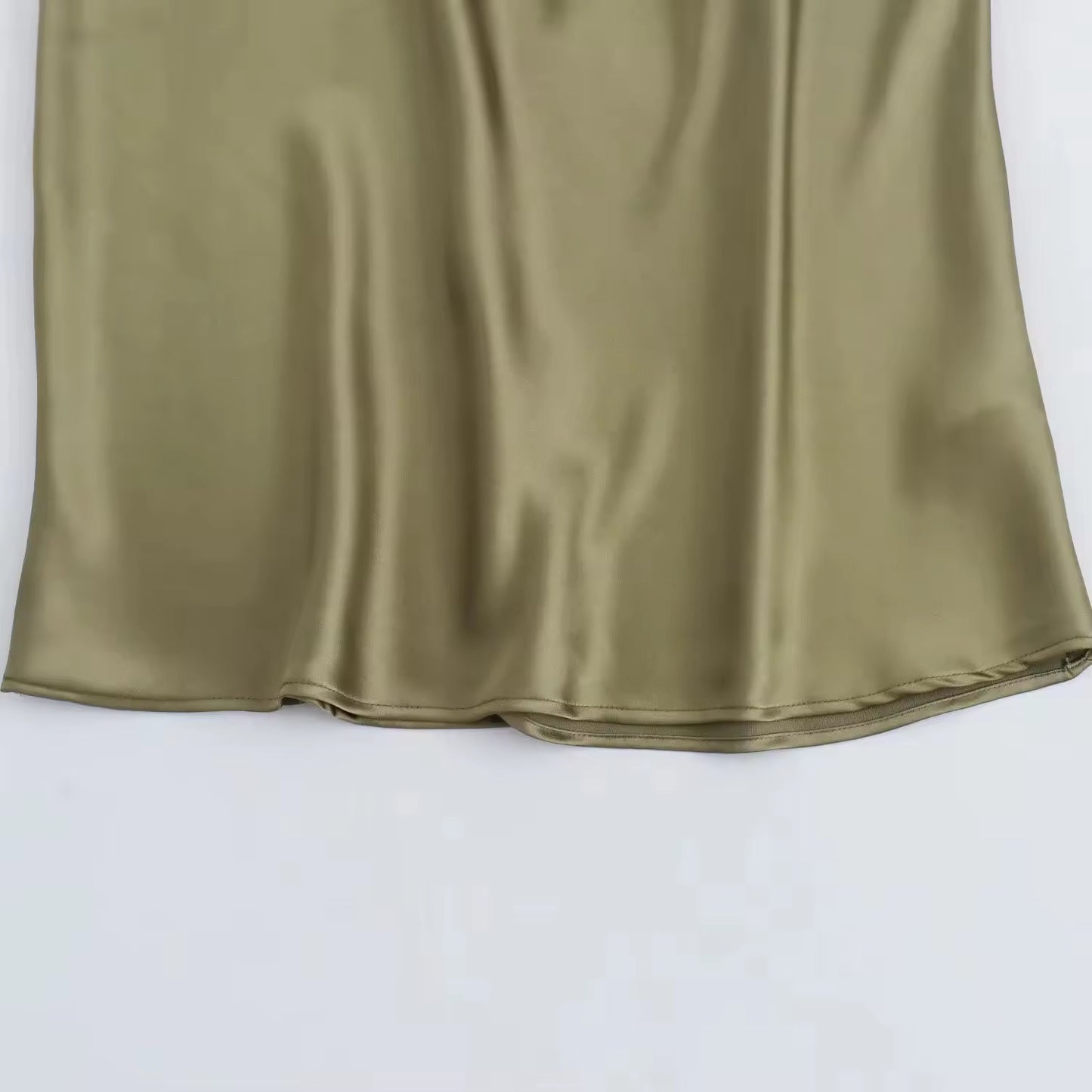 Satin Maxi Kleid “Elegant Drape