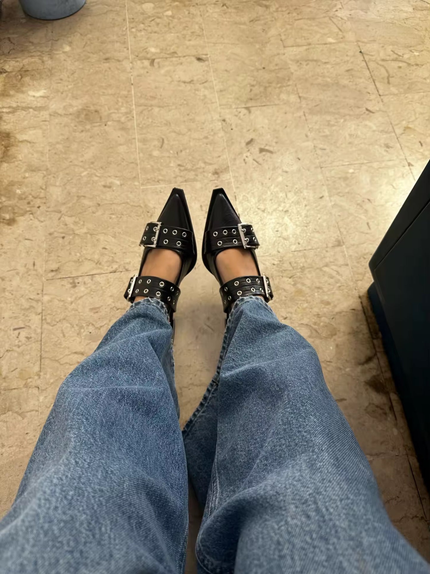 Chic Slingback Flats