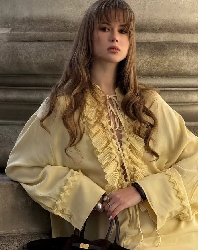 Romantische Rüschenbluse Plisseedetail