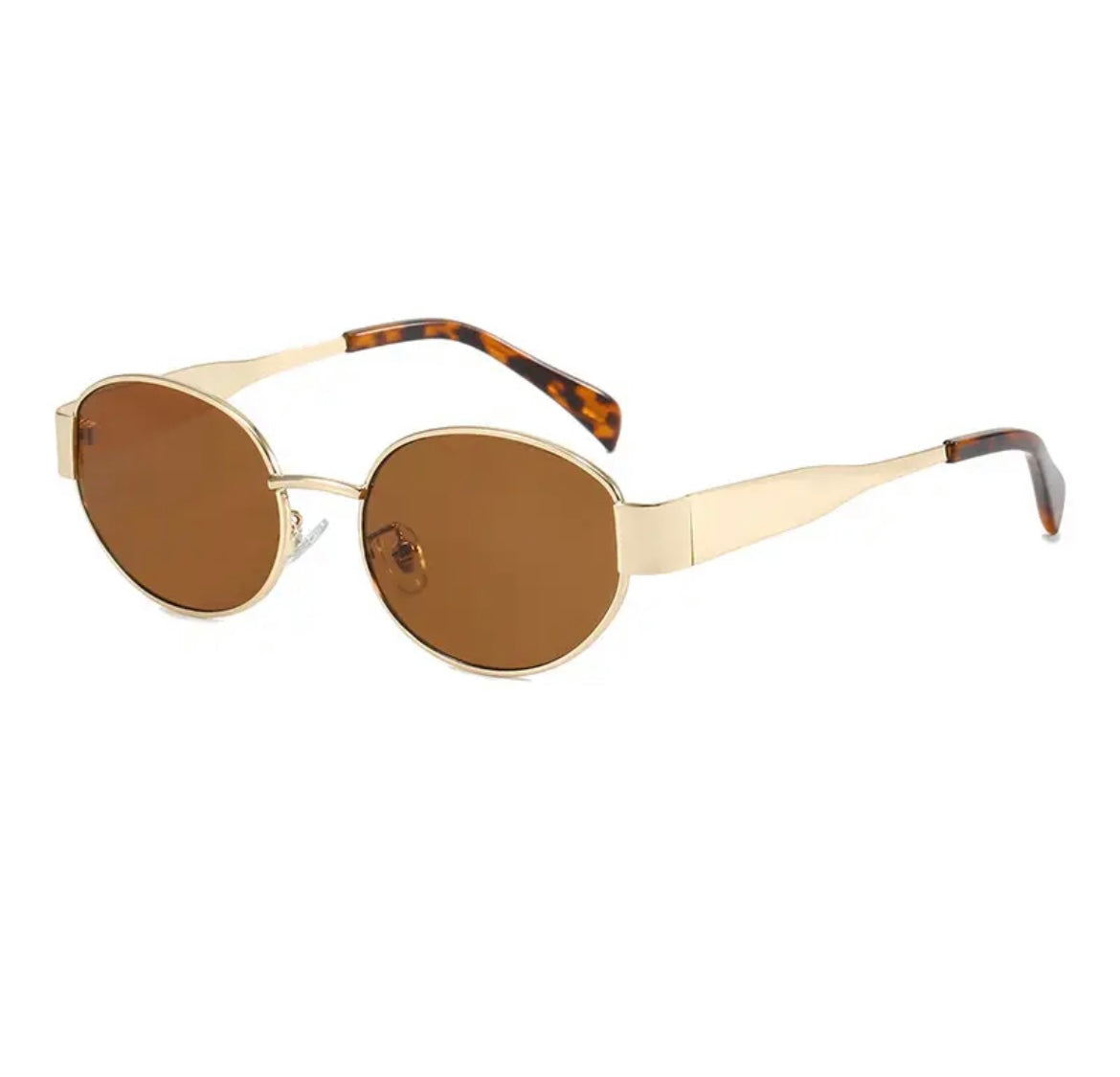 Lunettes de soleil chics