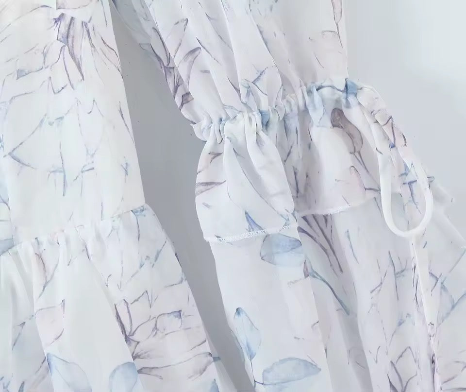 Volantkleid mit Puffärmeln