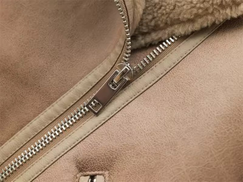 Cozy Luxe Aviator Jacke