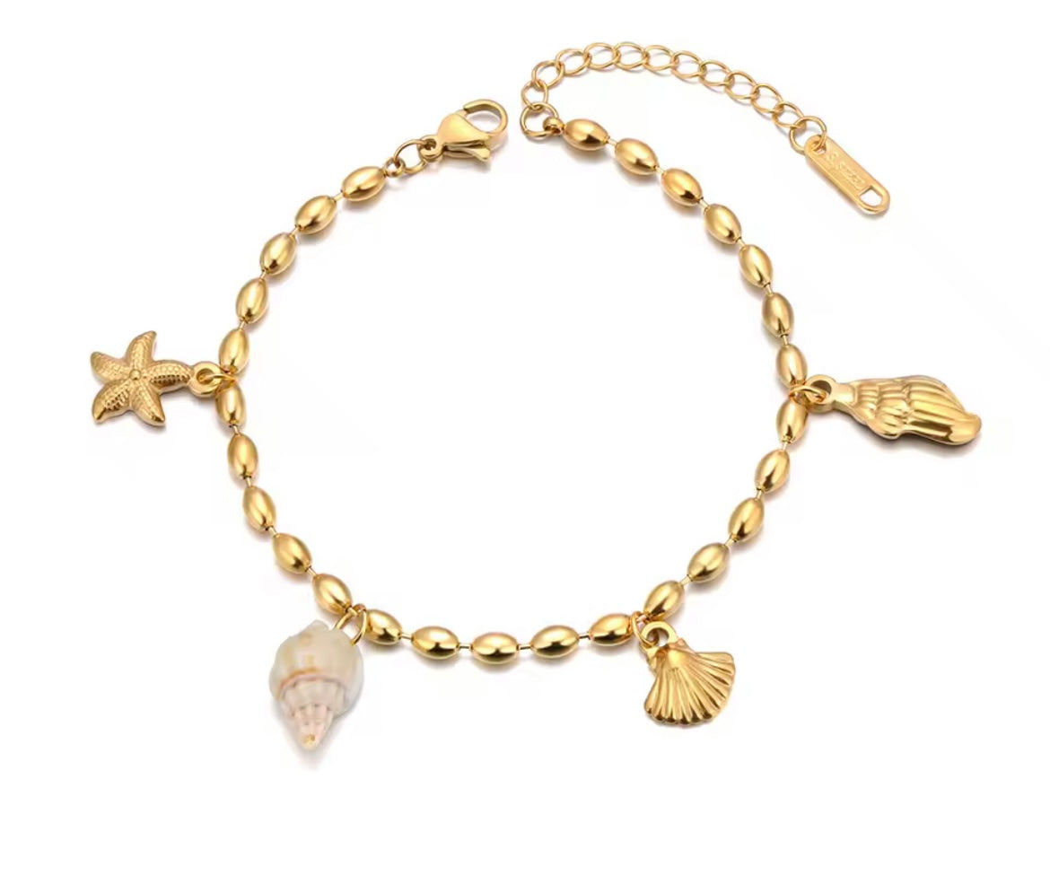 Armband mit Meeresanhängern