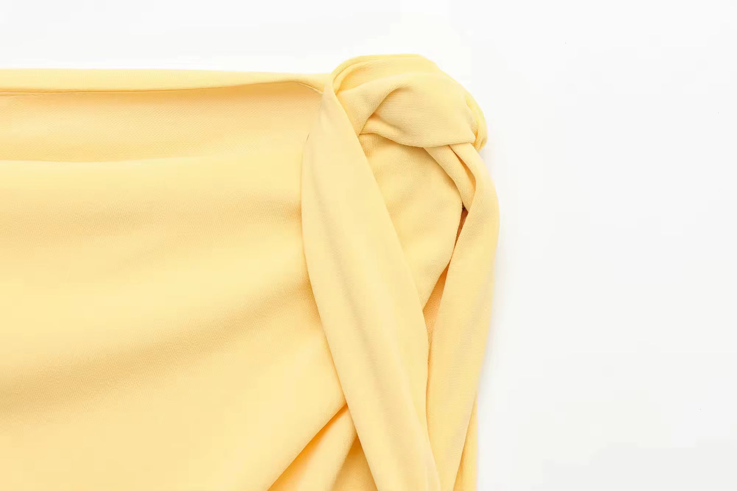 Elegantes Midikleid mit Raffungen