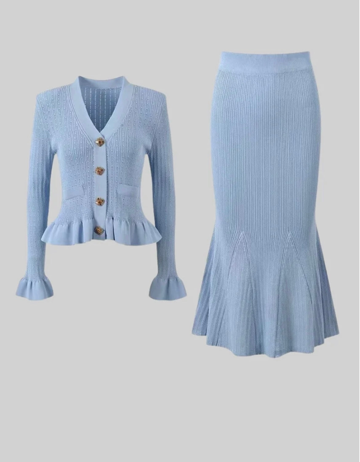Strickkleid mit Perlenknöpfen