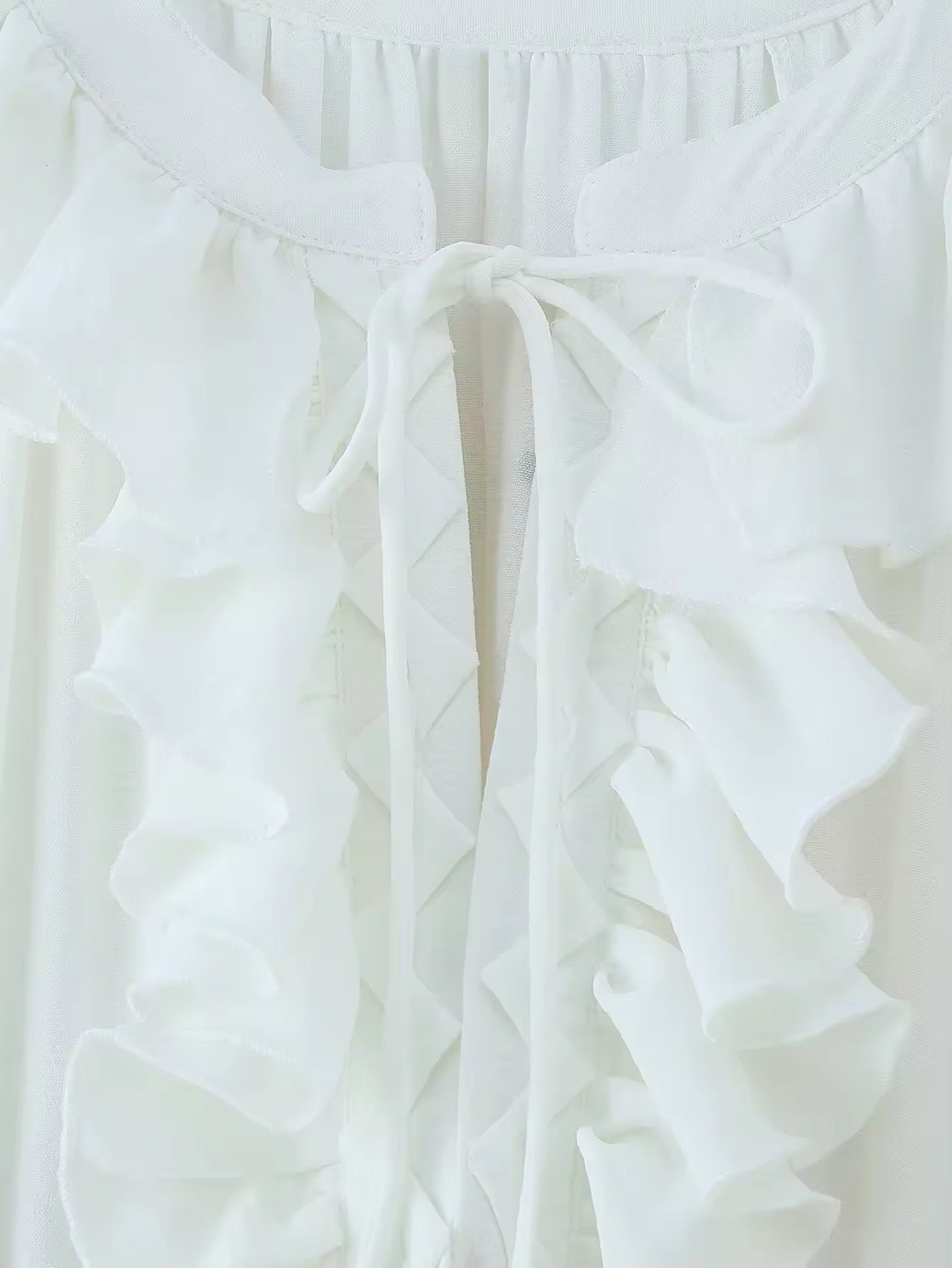 Romantisches Maxikleid mit Rüschen