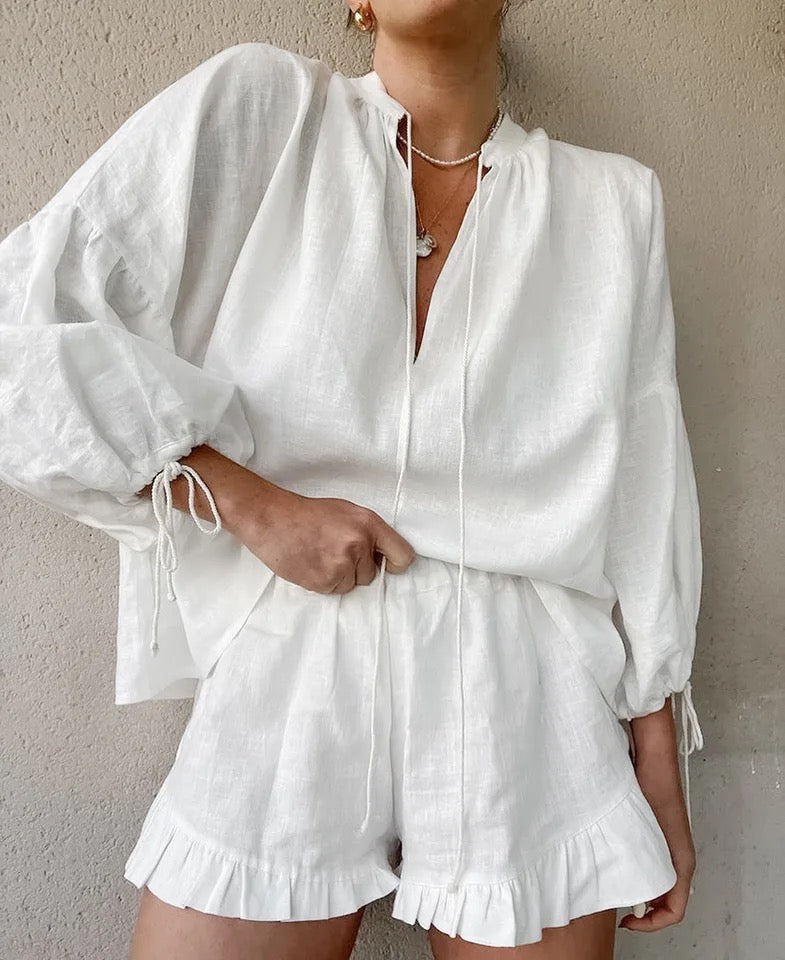 Zweiteiler Bluse und Shorts