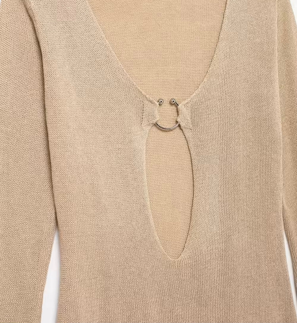Strickkleid mit Cut-Out