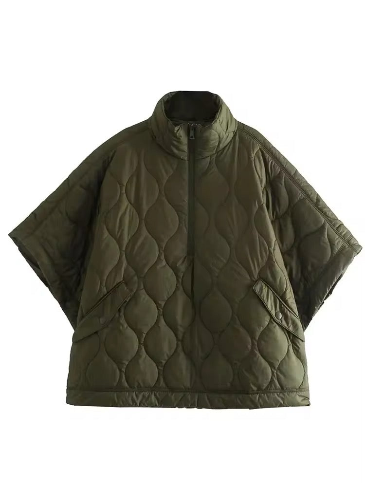 Quilted poncho with zipper in olive green