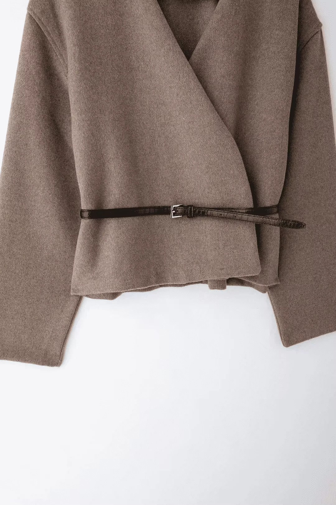 Veste portefeuille élégante pour femme avec ceinture