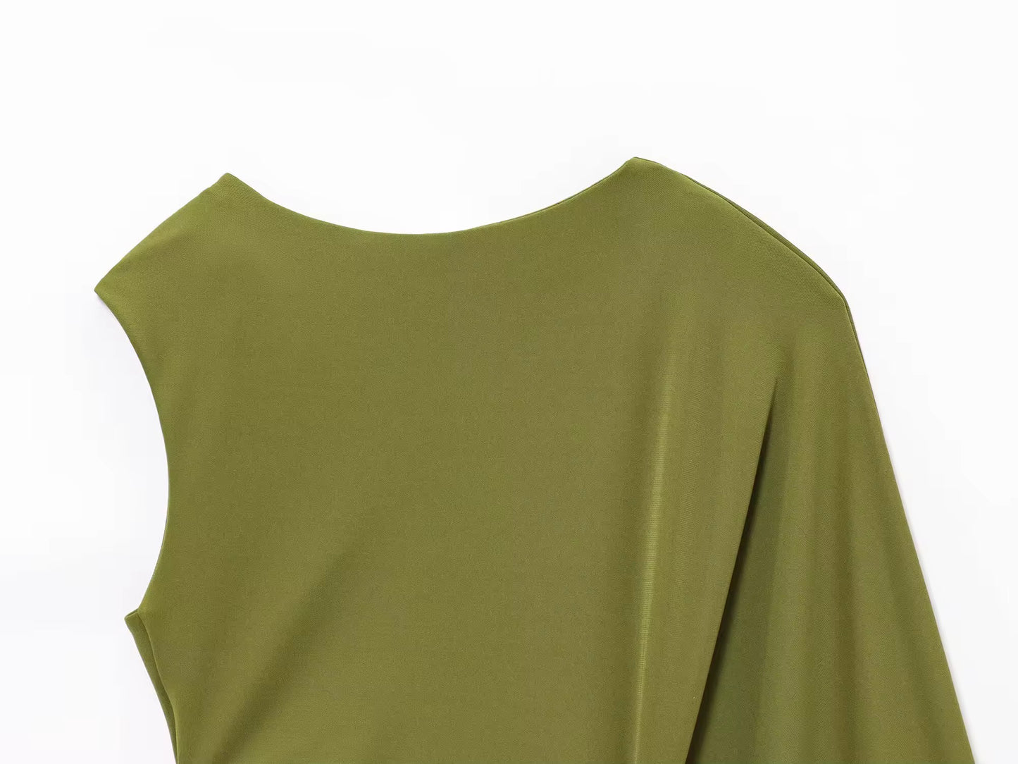 Cut-Out Kleid