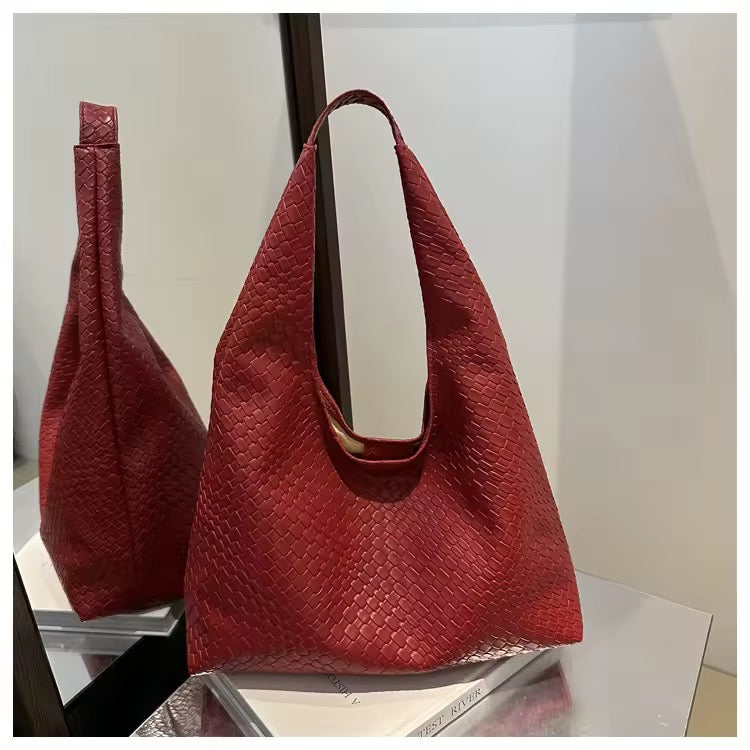 Geflochtene Schultertasche