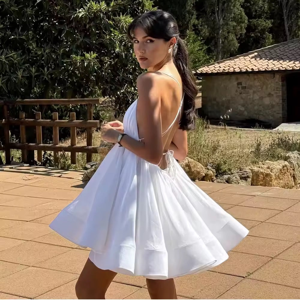 Luftiges Sommerkleid mit Spaghettiträgern