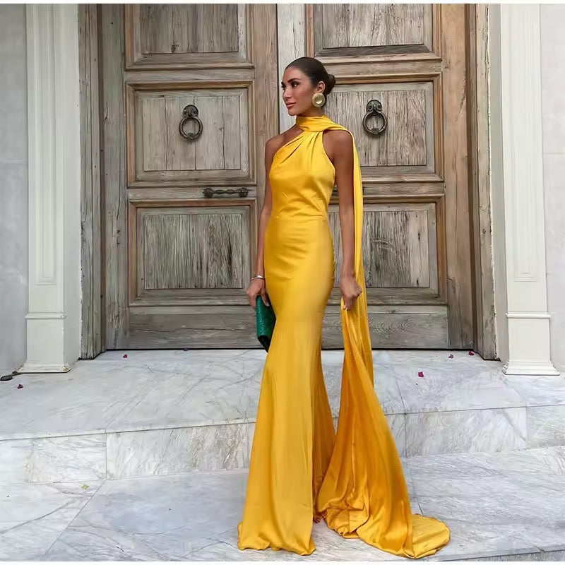 Elegantes One-Shoulder Abendkleid