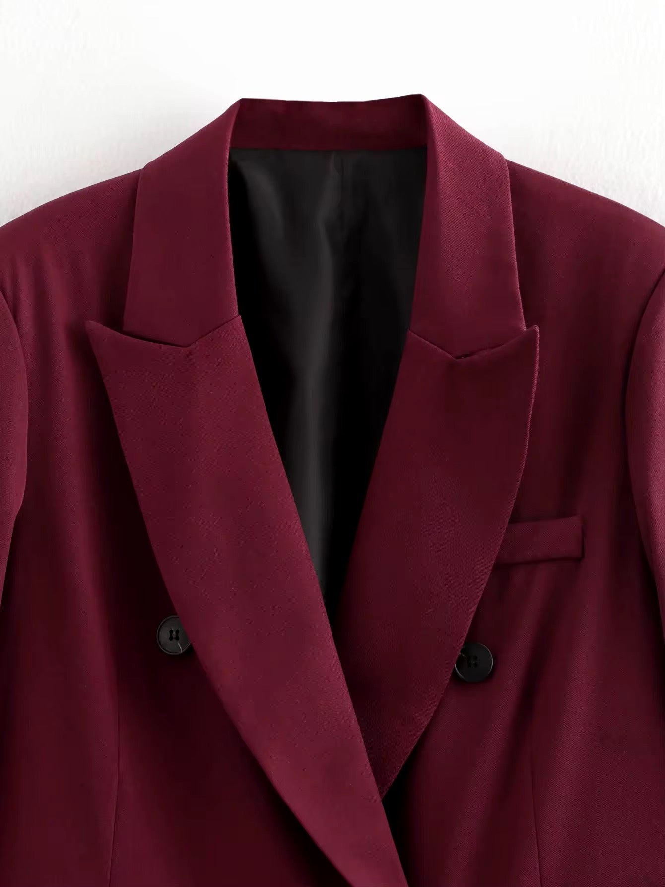 Bordeaux-colored blazer with double button placket