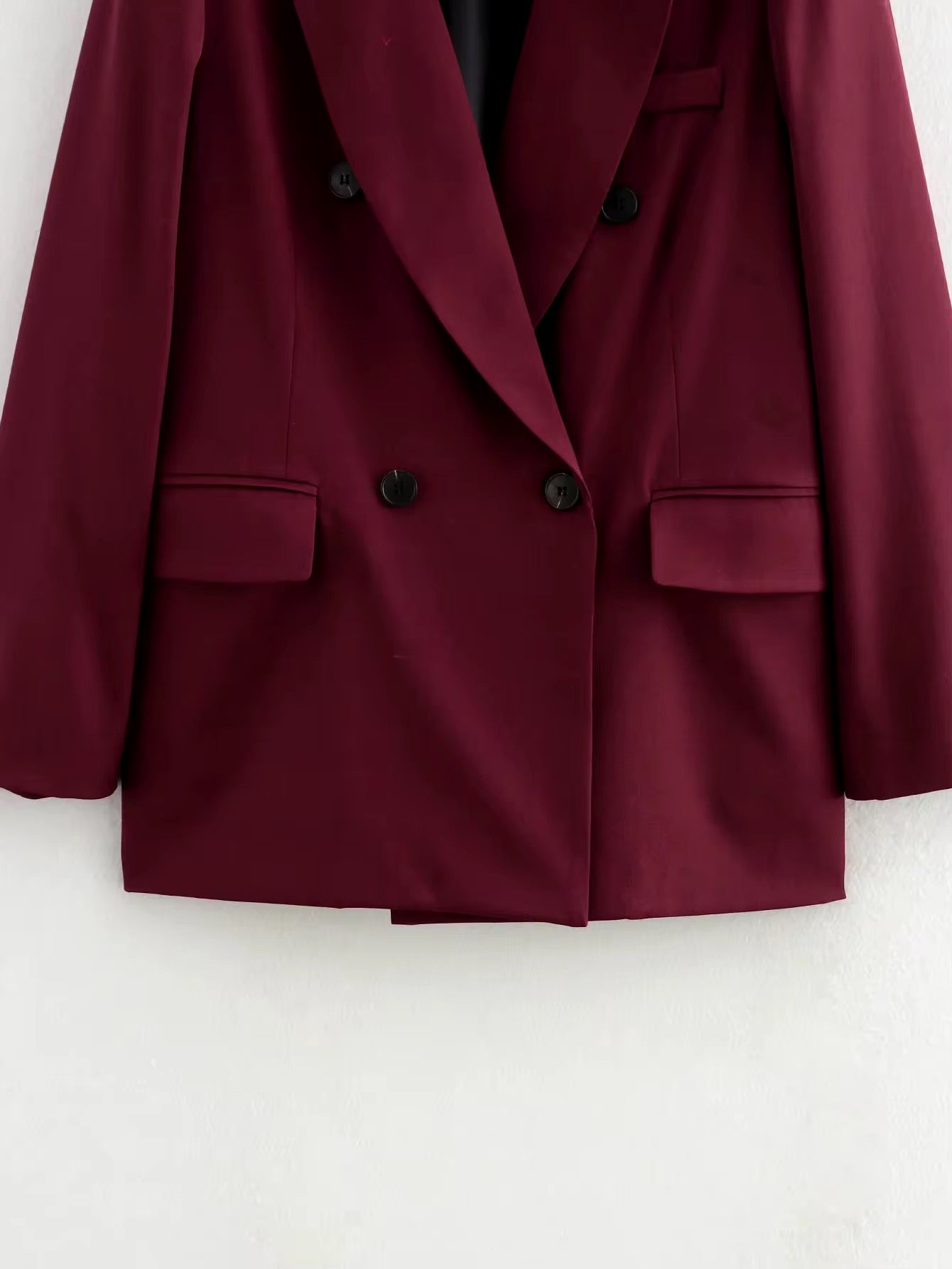 Bordeaux-colored blazer with double button placket