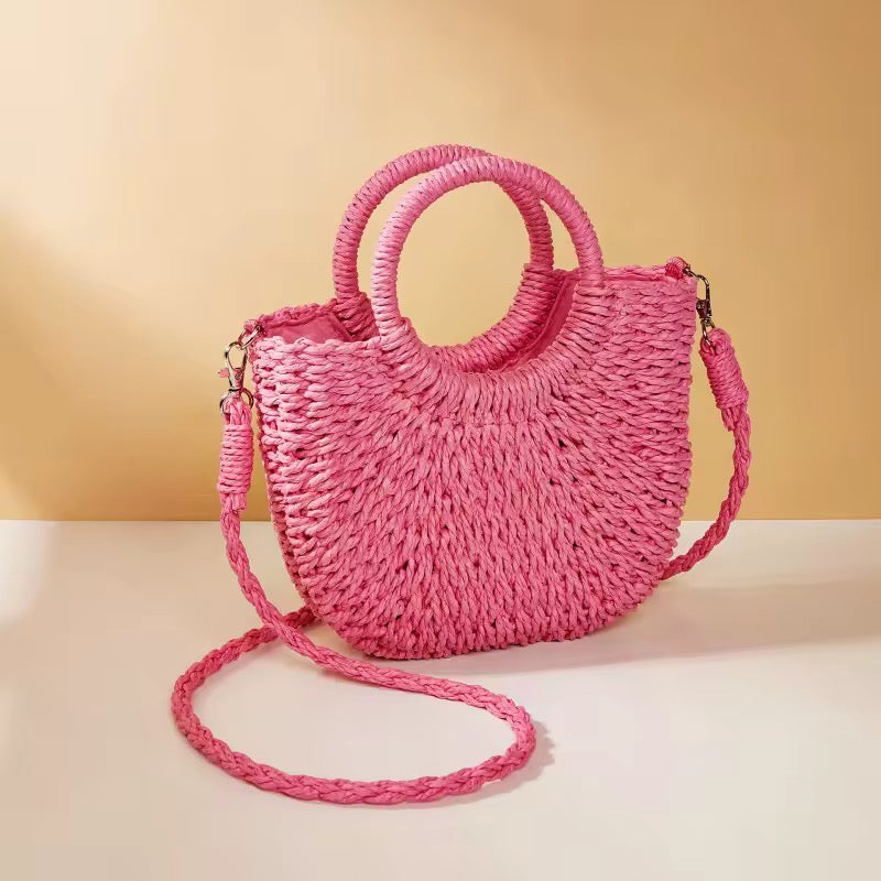 Runde Strohtasche mit Griff
