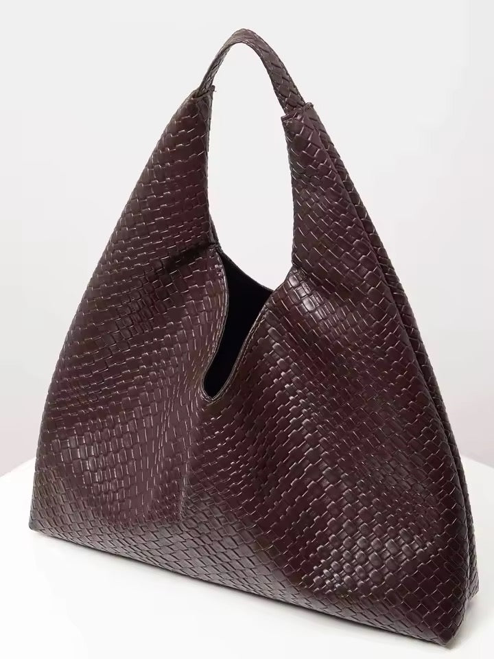 Geflochtene Schultertasche