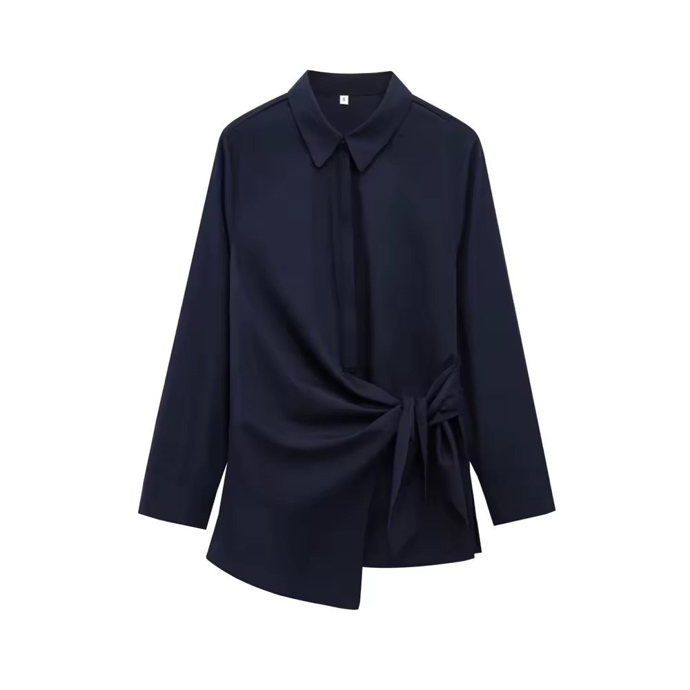 Hemdbluse mit Schleifendetail