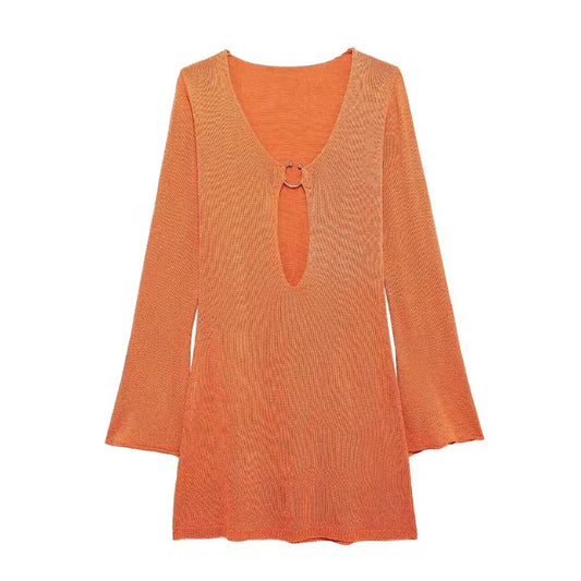 Strickkleid mit Cut-Out
