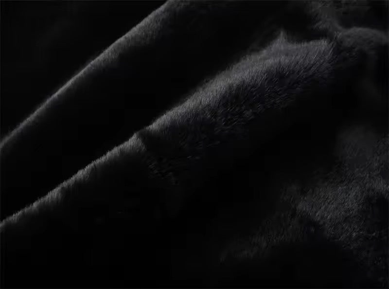 Luxuriöser Kunstfell-Mantel