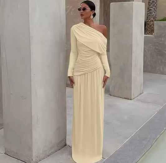 One-Shoulder Maxikleid mit Raffungen