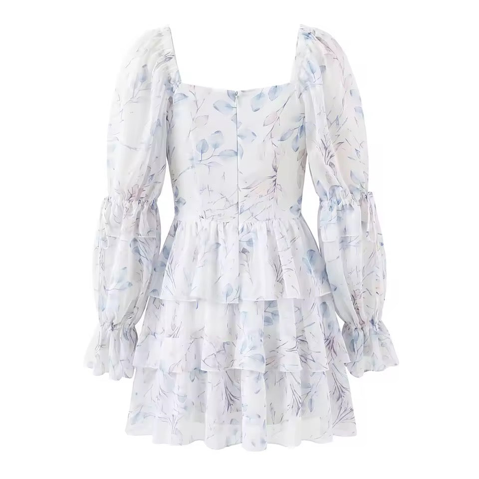 Volantkleid mit Puffärmeln