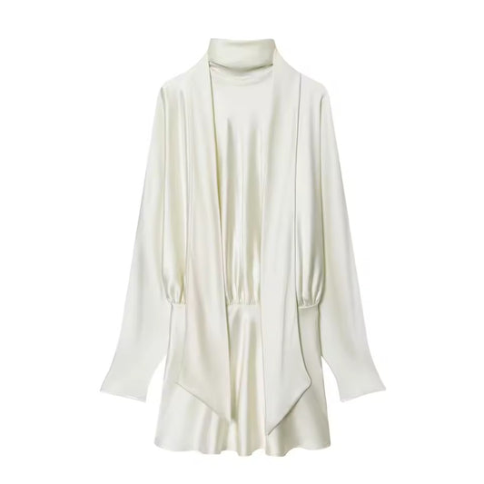 Elegantes Satin-Tunikakleid