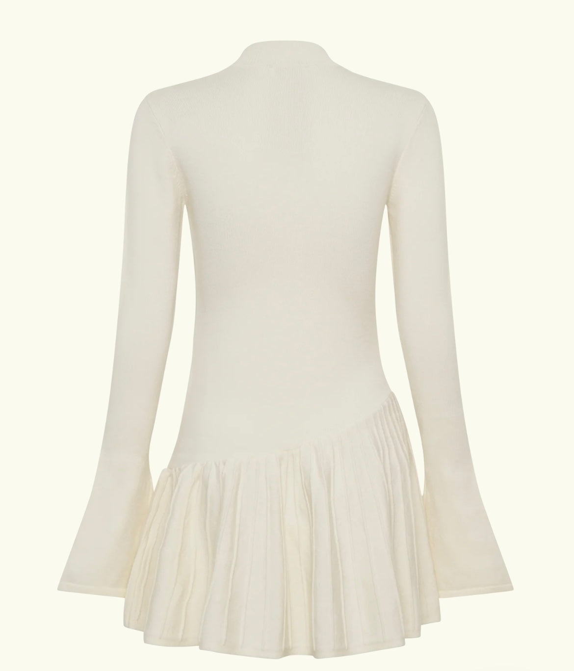 Elegantes Strickkleid mit Schlagärmeln