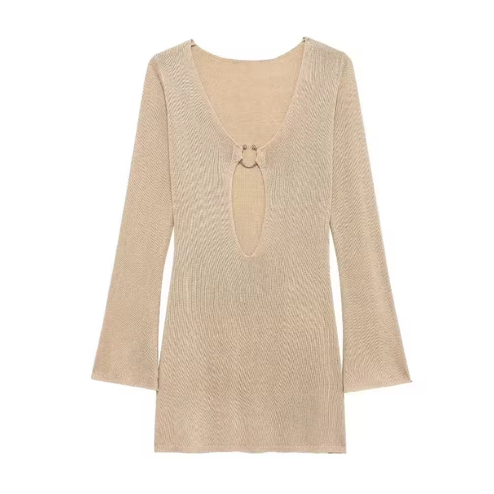 Strickkleid mit Cut-Out