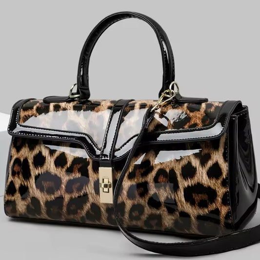 Elegante Leoparden-Handtasche mit Glanz-Finish